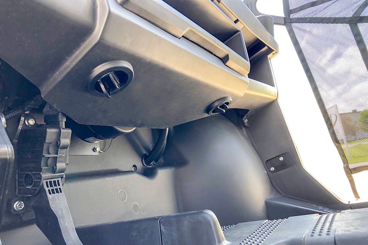 Moose Utility UTV Cab Heater with Defrost Under Dash